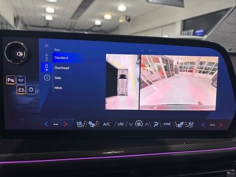 Used 2025 Chevrolet Traverse High Country w/ LPO, Floor Liner Package image 25