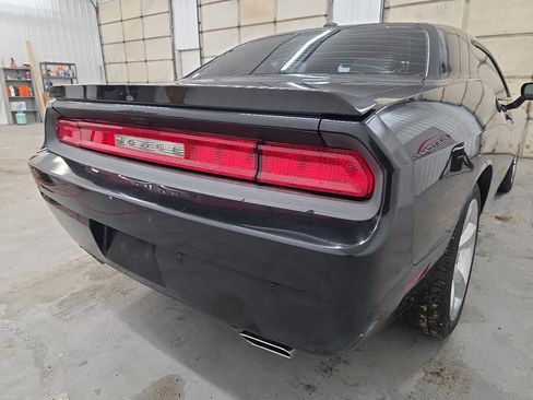 Used 2014 Dodge Challenger SXT Plus image 15