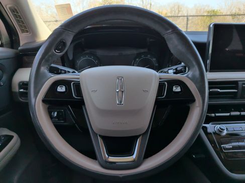 Used 2020 Lincoln Corsair Reserve w/ Appearance Package image 21