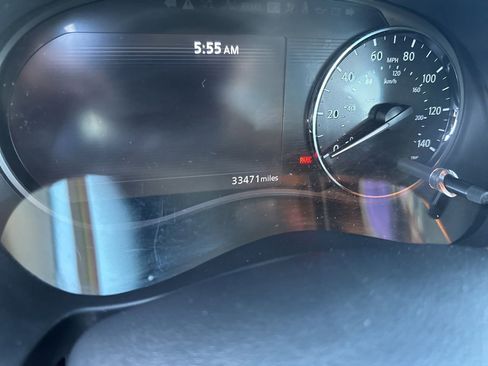 Used 2023 Nissan Kicks SV FWD image 4