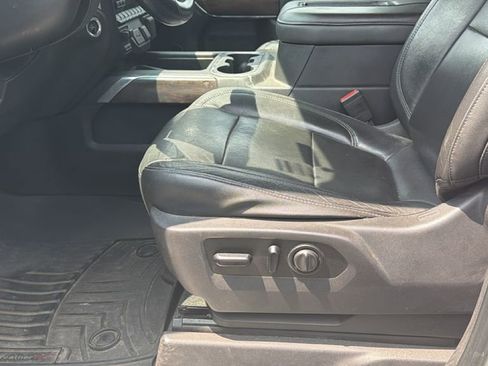 Used 2019 GMC Sierra 1500 SLT RWD image 7