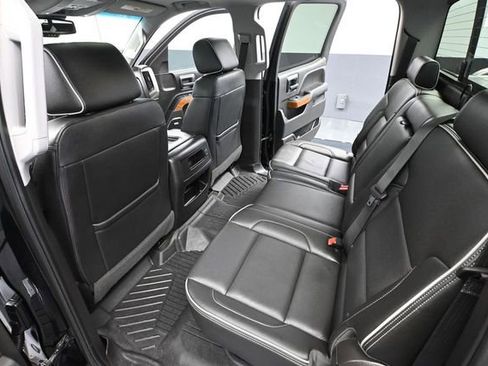 Used 2018 Chevrolet Silverado 1500 High Country AWD/4WD image 40