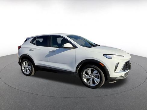 Used 2025 Buick Encore GX Preferred image 2