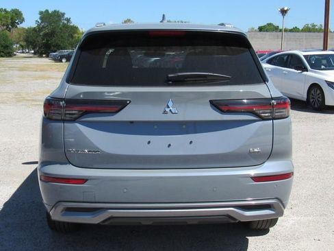 New 2026 Mitsubishi Outlander SEL FWD image 4