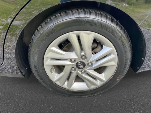 Used 2020 Hyundai Elantra SEL FWD image 14