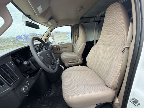 New 2026 GMC Savana 2500 w/ Driver Convenience Package image 11