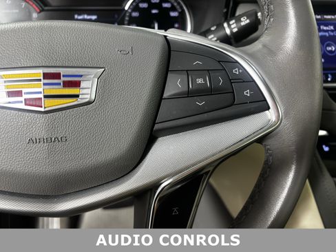 Used 2022 Cadillac XT5 Premium Luxury image 9