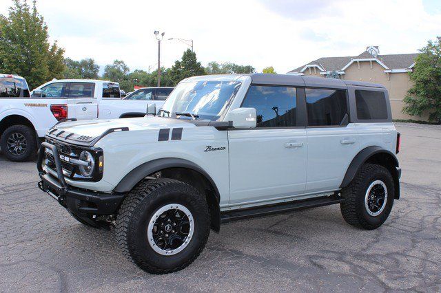 Used 2024 Ford Bronco Outer Banks w/ Sasquatch Package AWD/4WD image 1