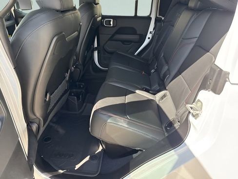 New 2026 Jeep Gladiator Rubicon image 14