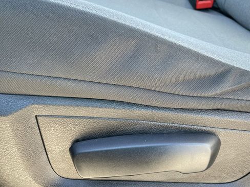 Used 2024 RAM 1500 Classic SLT image 21