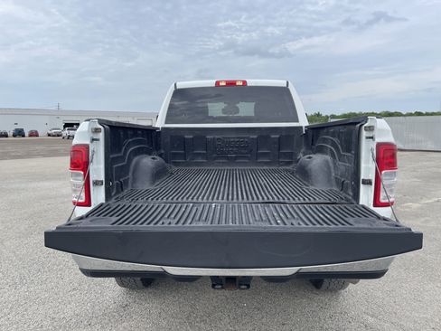 Used 2024 RAM 2500 Big Horn AWD/4WD image 14