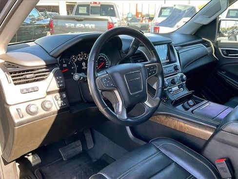 Used 2019 GMC Yukon Denali w/ Denali Ultimate Package image 13