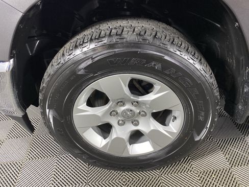 Used 2023 RAM 1500 Big Horn AWD/4WD image 12