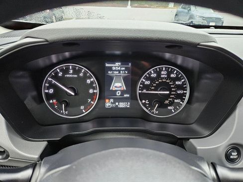 Used 2024 Subaru Crosstrek 2.0i Premium image 18