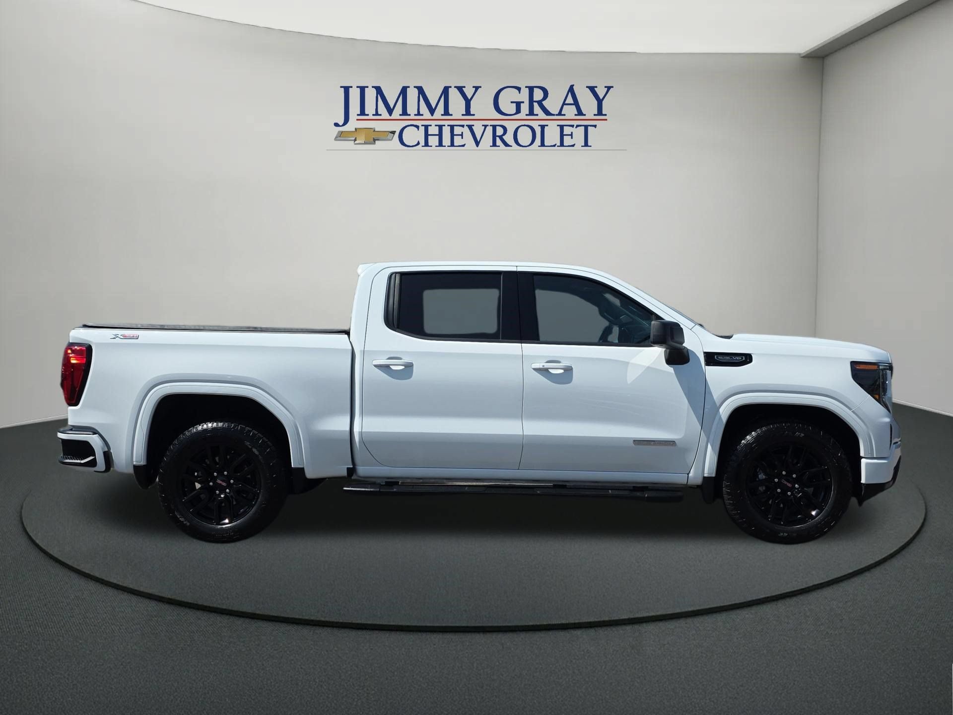 Used 2024 GMC Sierra 1500 Elevation w/ LPO, Elevation Black Package AWD/4WD image 6