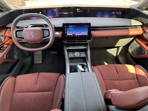 Certified 2024 Lincoln Nautilus Black Label image 26