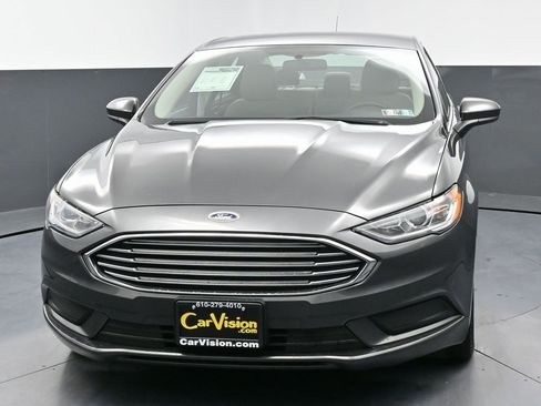 Used 2018 Ford Fusion S image 5