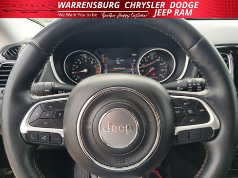 Used 2017 Jeep Compass Limited AWD/4WD image 21