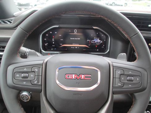 New 2026 GMC Sierra 1500 AT4 w/ AT4 Premium Package AWD/4WD image 17