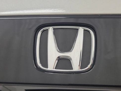Certified 2025 Honda Accord SE image 8