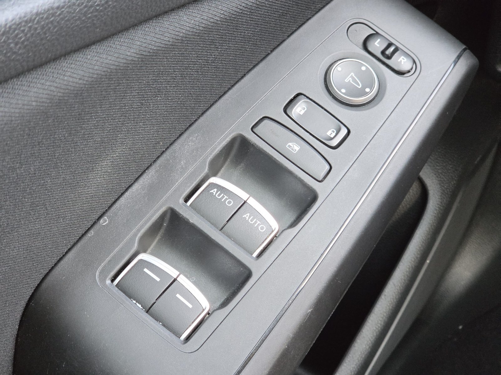 Used 2022 Honda Civic EX image 13