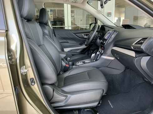 Certified 2023 Subaru Forester Limited AWD/4WD image 32