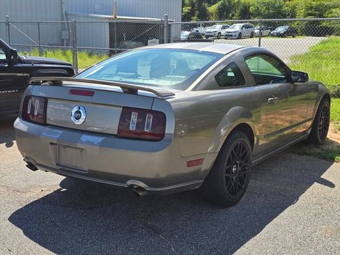 Used 2005 Ford Mustang GT Premium RWD image 10