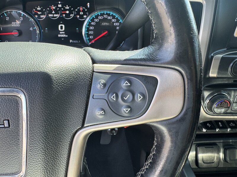 Used 2019 GMC Sierra 2500 Denali w/ Duramax Plus Package AWD/4WD image 31