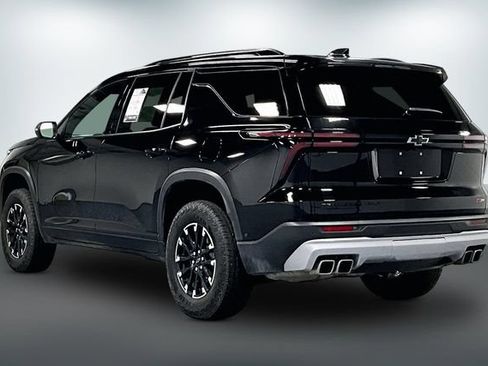 Used 2024 Chevrolet Traverse Z71 w/ Enhanced Driving Package AWD/4WD image 5