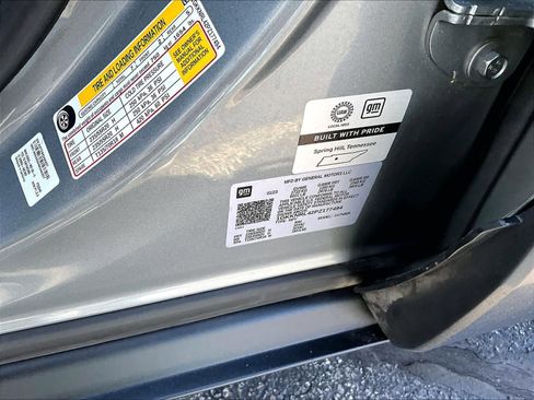 Used 2023 GMC Acadia SLE w/ Driver Convenience Package AWD/4WD image 35