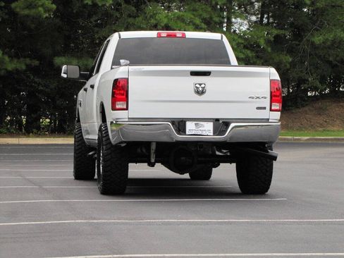 Used 2012 RAM 3500 ST w/ Chrome Appearance Group AWD/4WD image 11
