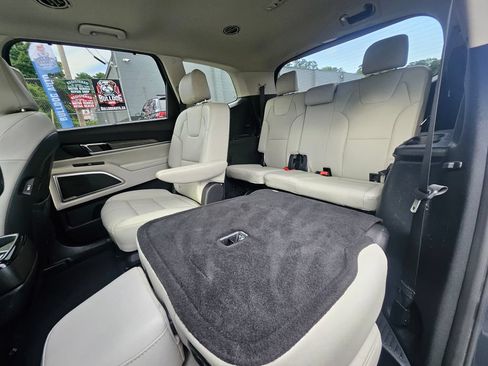 Used 2021 Kia Telluride EX w/ EX Premium Package AWD/4WD image 18