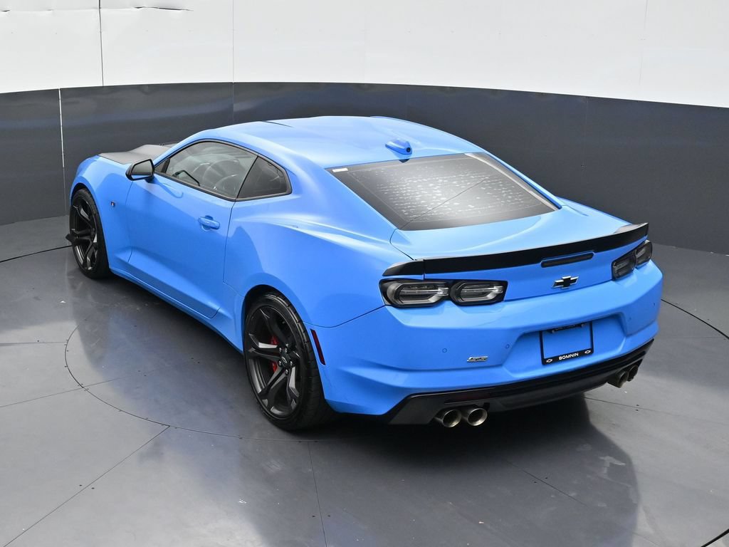 Used 2023 Chevrolet Camaro SS RWD image 11