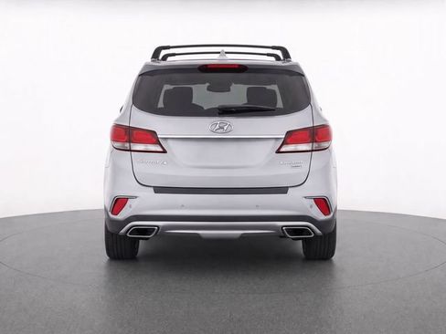 Used 2018 Hyundai Santa Fe Limited FWD image 5