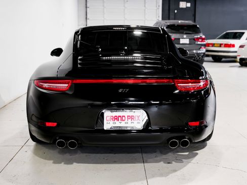 Used 2014 Porsche 911 Carrera 4S image 4