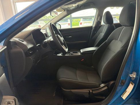 Used 2024 Nissan Sentra SV FWD image 15