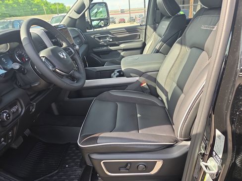 New 2026 RAM 1500 Laramie image 4