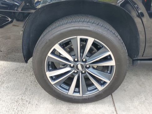 Certified 2025 Cadillac Escalade Sport image 7