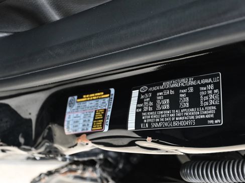 Used 2024 Hyundai Santa Fe SEL FWD image 23