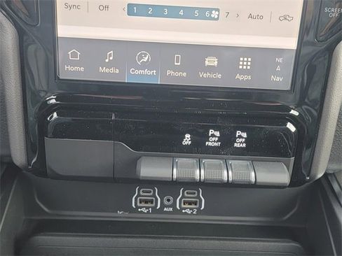 New 2026 RAM 1500 4x4 Crew Cab image 26