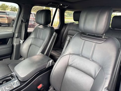 Used 2020 Land Rover Range Rover HSE image 13