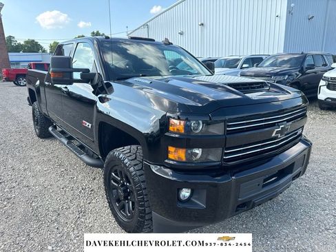 Used 2019 Chevrolet Silverado 2500 LTZ w/ Duramax Plus Package AWD/4WD image 9