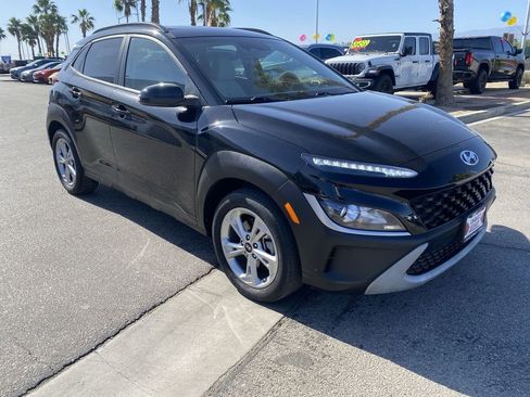Used 2023 Hyundai Kona SEL w/ Cargo Package AWD/4WD image 36
