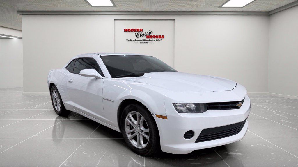 Used 2015 Chevrolet Camaro LS RWD image 1