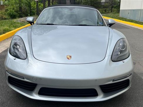 Used 2018 Porsche 718 Boxster RWD image 29