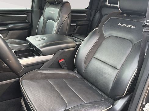 Used 2024 RAM 1500 Laramie AWD/4WD image 17