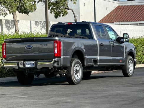 New 2026 Ford F250 XL image 4