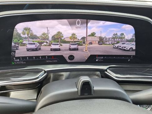 Used 2024 Cadillac Escalade Sport RWD image 25