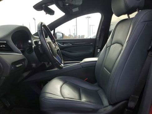 Used 2024 Buick Enclave Premium image 18