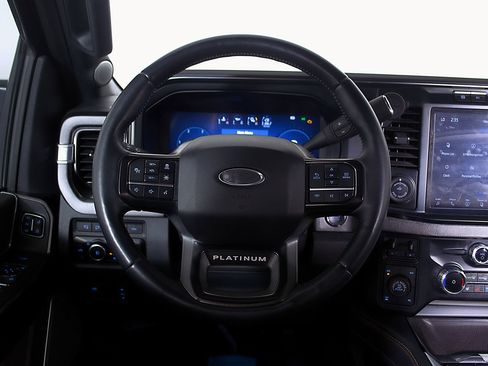 Used 2023 Ford F350 Platinum w/ Tremor Off-Road Package AWD/4WD image 25